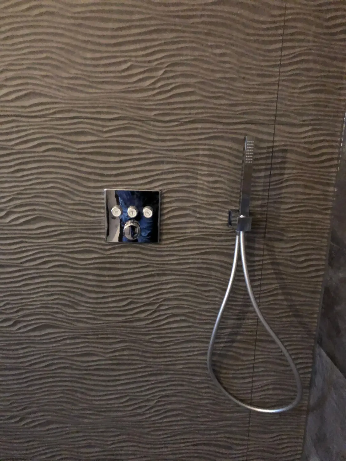 Gästebad von Trofin Hausmeisterdienste 