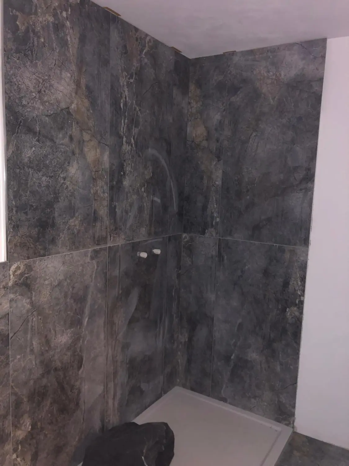 Gästebad von Trofin Hausmeisterdienste 