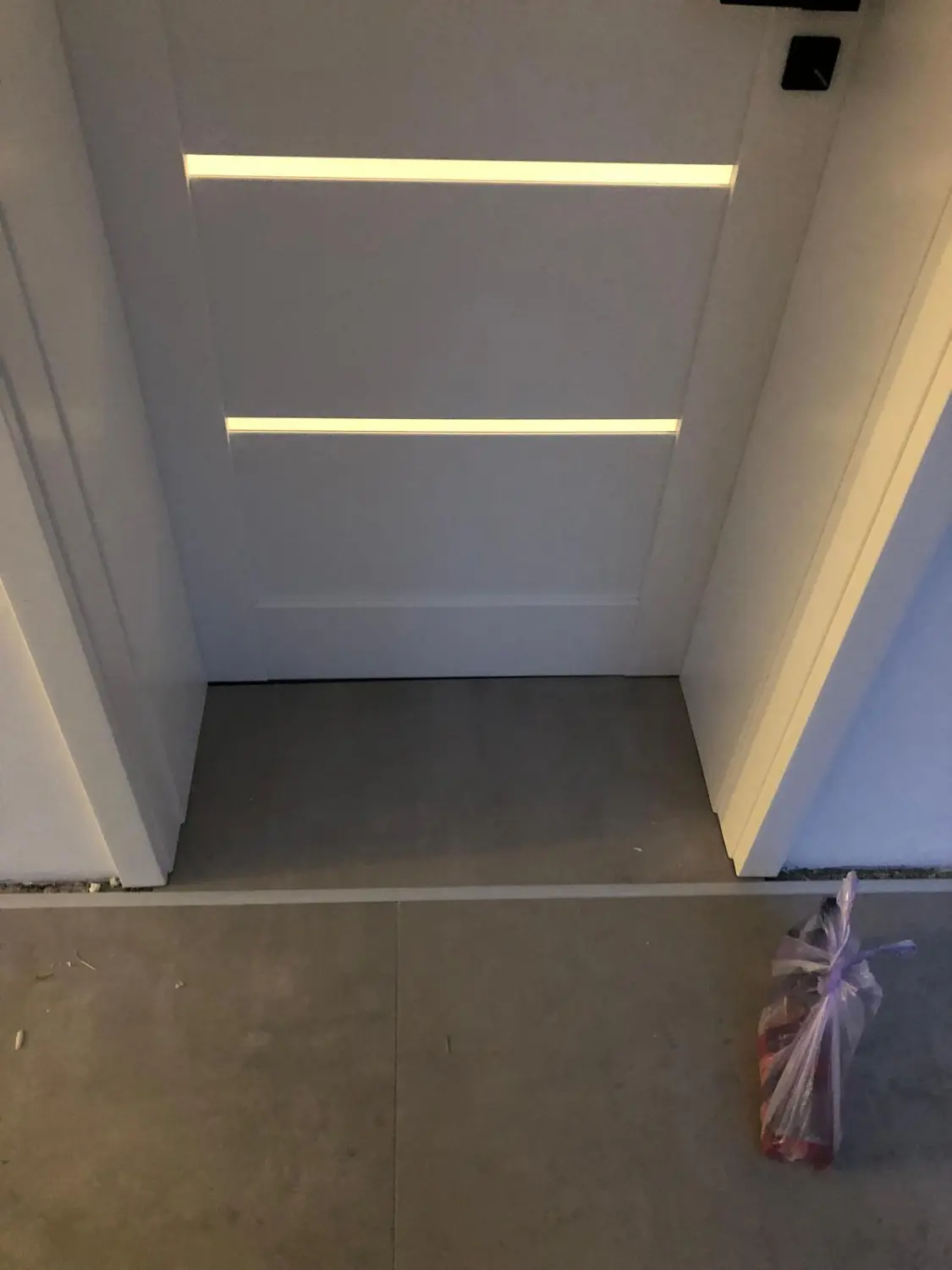 Bodenfliesen von Trofin Hausmeisterdienste 